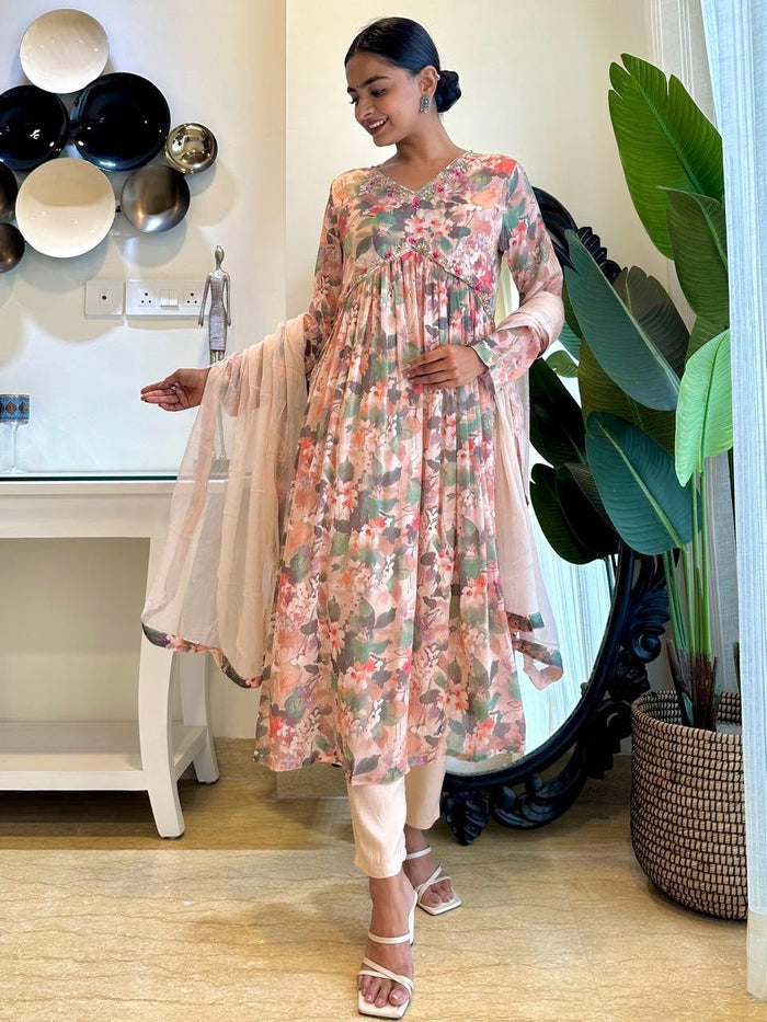 Pastel Peach Floral Beauty Alia Set