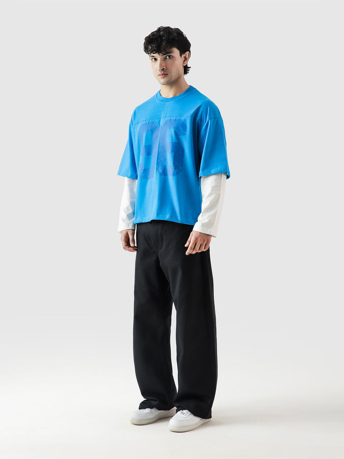 96 Double Layer Jersey electric blue couple lifestyle shot Pakistan – GROOVY