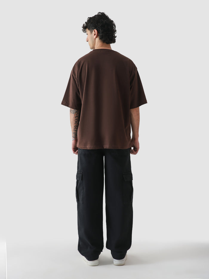 Mocha brown CORE tee female model front view oversized blank t-shirt Pakistan – GROOVY