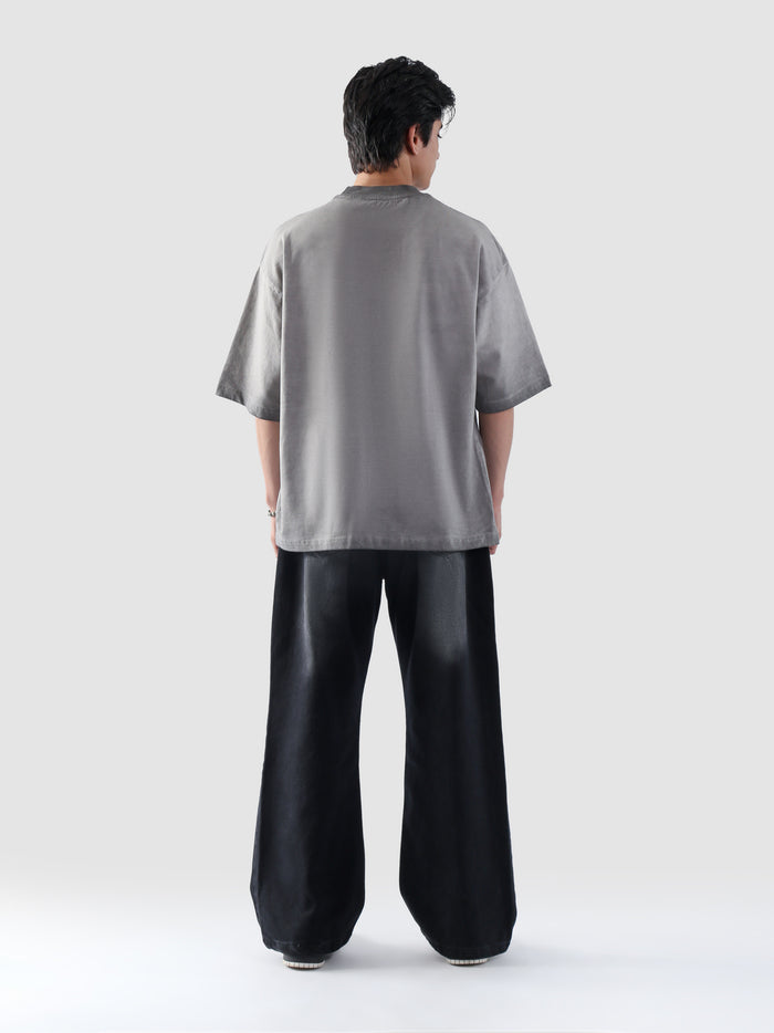 Dept of Visionaries tee female model back view oil fade graphic Pakistan – GROOVY