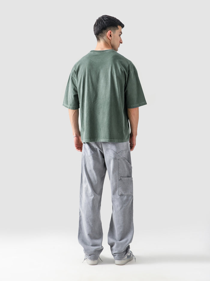 Emerald Green Washed Blank Tee Male Model Back View – GROOVY Pakistan