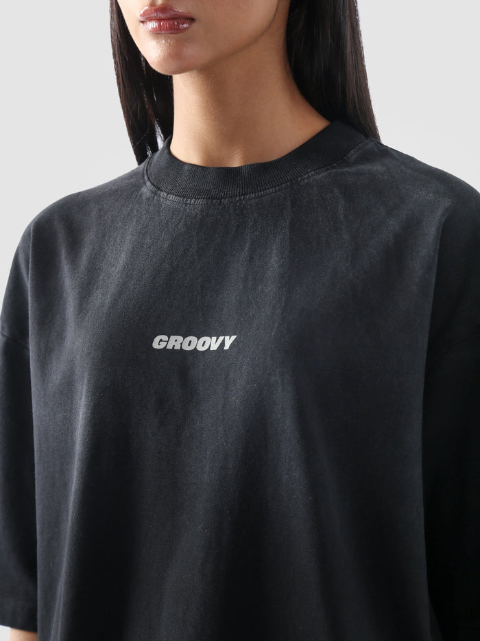 Fade washed oversized tee male model side view gradient t-shirt Pakistan – GROOVY