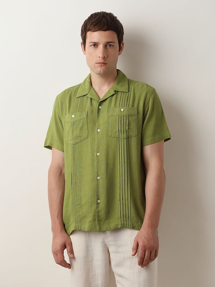 Green Cuban Collar Short Sleeves Shirt