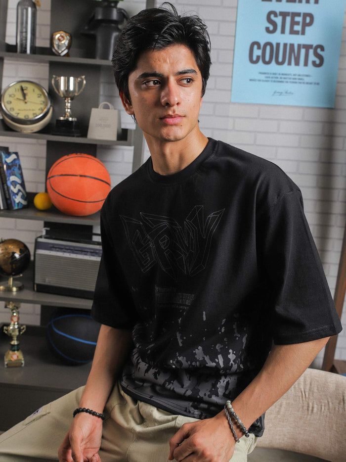 Keep That Same Energy tee male model outdoor lifestyle shot Pakistan – GROOVY