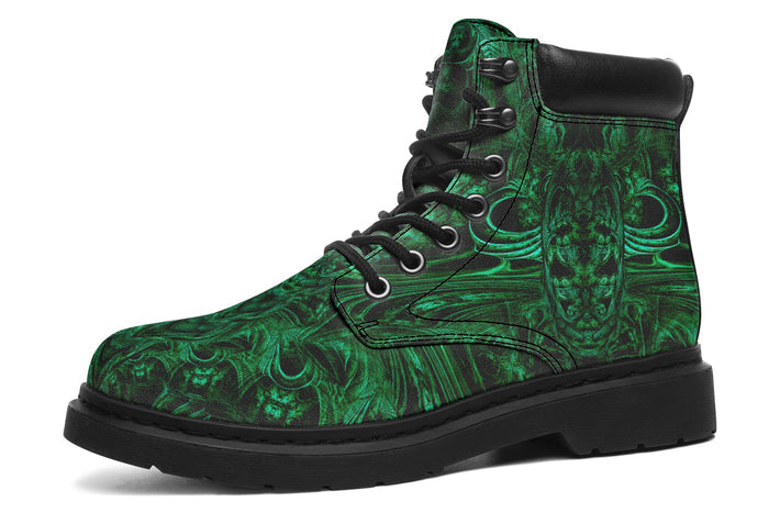 Meganeuropsis Classic Boots