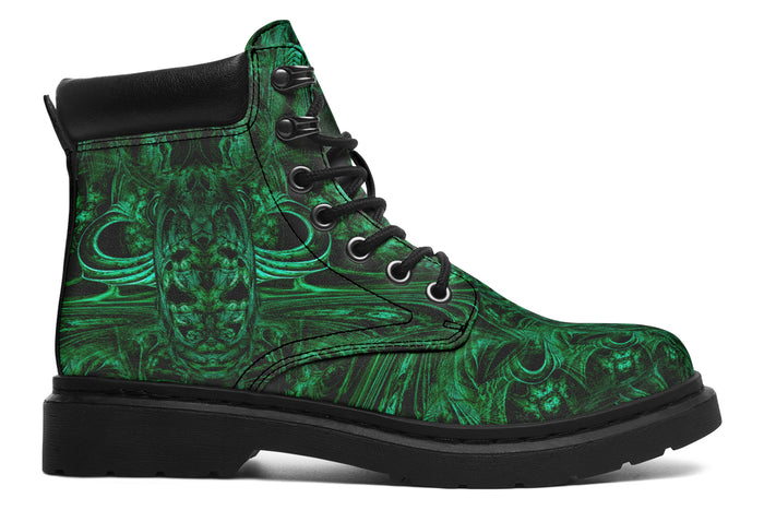 Meganeuropsis Classic Boots