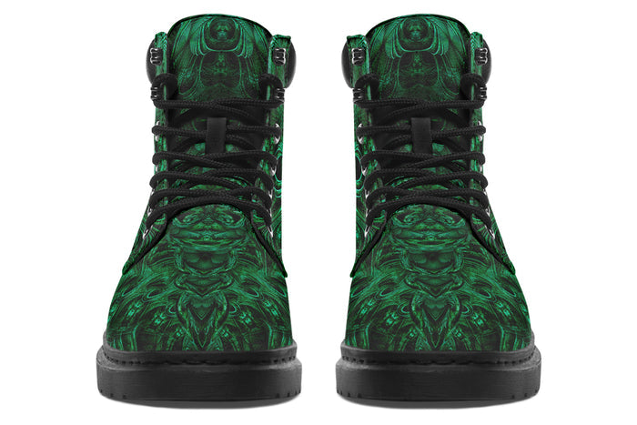 Meganeuropsis Classic Boots
