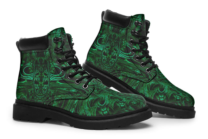 Meganeuropsis Classic Boots
