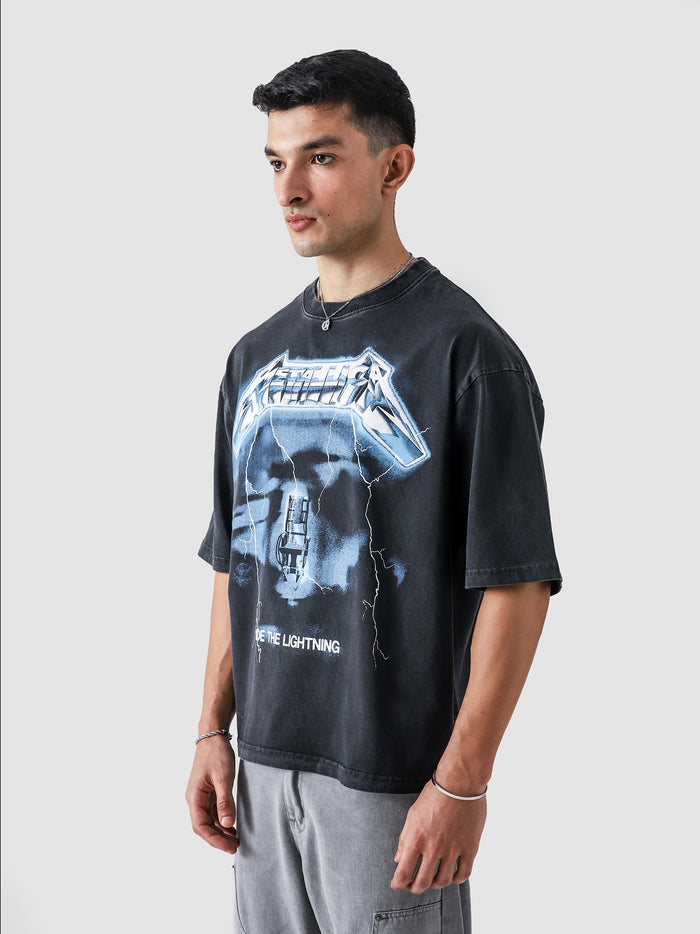 Metallica washed grey t-shirt male model back view oversized Pakistan – GROOVY