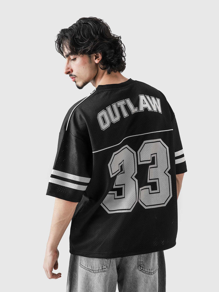 Outlaw mesh jersey male model outdoor lifestyle shot Pakistan – GROOVY