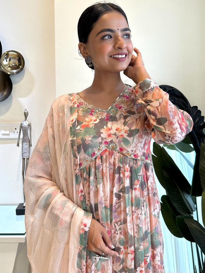 Pastel Peach Floral Beauty Alia Set