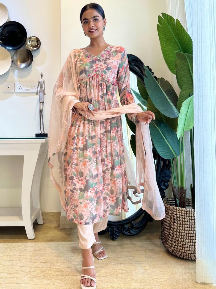 Pastel Peach Floral Beauty Alia Set