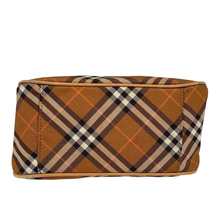 Burberry brown duffel bag featuring classic Nova Check pattern and canvas material.