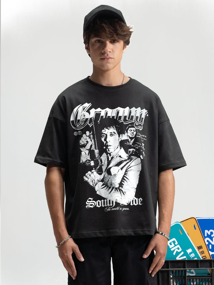 South Side tee male model side angle black oversized streetwear Pakistan – GROOVY